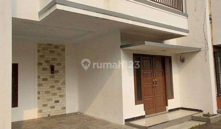 Dijual Rumah Siap Huni Lokasi Strategis di Jagakarsa, Jaksel 2