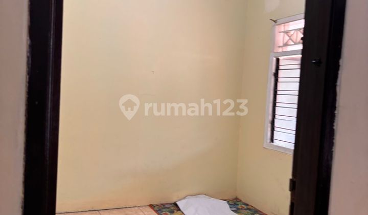 Di sewa rumah di kawasan Tebet  jalan 2 mobil 2