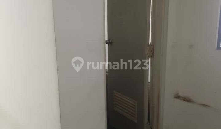 DI SEWA KAN RUKO KEBON JERUK PINGGIR JALAN DI SEWA KAN RUKO KEBON JERUK PINGGIR JALAN