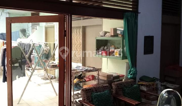 Dijual Rumah Bangunan Lama di Kayu Putih Jaktim