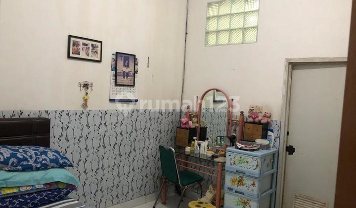 HOUSE FOR SALE, ready to occupy in Rawamangun, East Jakarta, on Ikan Street. 2