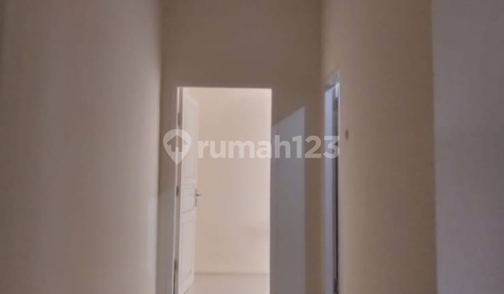 For Quick Sale  Well-maintained house  Ready to occupy with car access 2