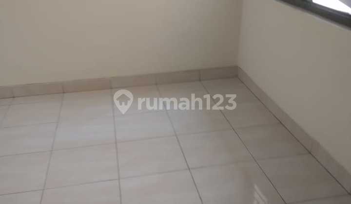 DISEWAKAN RUMAH DI HARAPAN INDAH 2