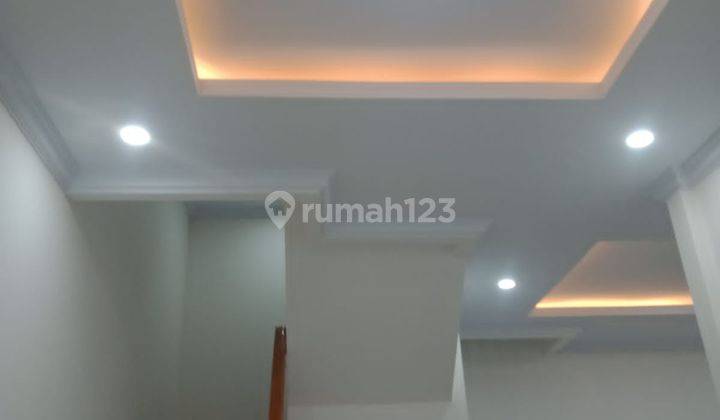 Di Jual Rumah Baru 2 Lantai, Cocok Utk Pasangan Muda Jagakarsa, Jaksel 2