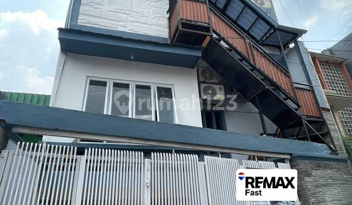 For Sale Quick 22 Room Boarding House Fully Furnished Cheap South Jakarta/Depok 2