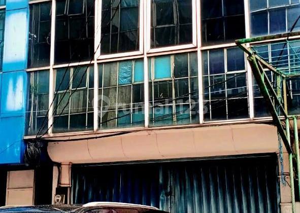 Ruko siap pakai di Jl. Letjend Suprapto, Galur, Jakpus