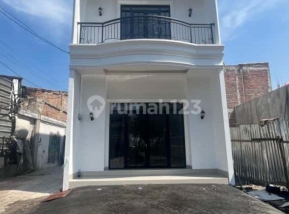 TWO-STORY SHOPHOUSE SUPER PROFITABLE ON THE SIDE OF MOH KAHFI 2 STREET, JAGAKARSA TWO-STORY SHOPHOUSE SUPER PROFITABLE ON THE SIDE OF MOH KAHFI 2 STREET, JAGAKARSA