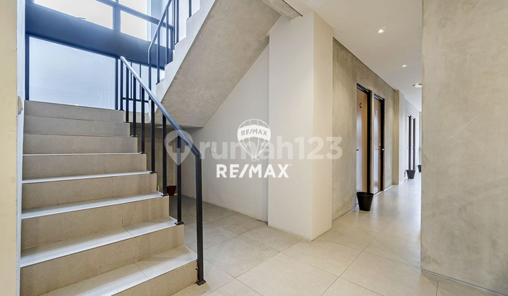 For Sale: 5-Story Boarding House with a Super Strategic Location, Just a 5-Minute Walk to Binus University. 2