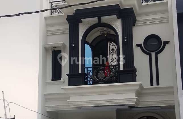 For Sale New House In Cluster Row Wide Road Pruis