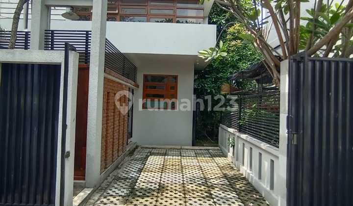 Disewakan Rumah Siap huni di Jalan MPR, Cipete Cilandak 2