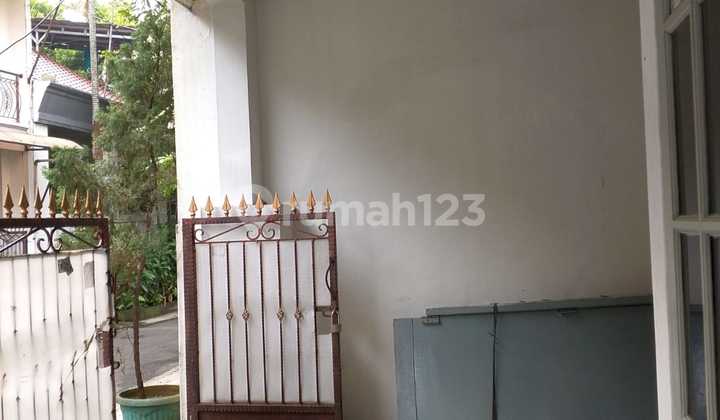 Di sewa rumah di kawasan pasar Minggu jalan 2 mobil 2