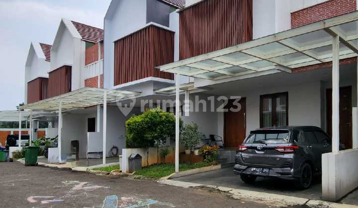 Dijual Rumah Terawat Siap Huni Dlm Cluster Cocok Utk Pasangan Muda Sukses