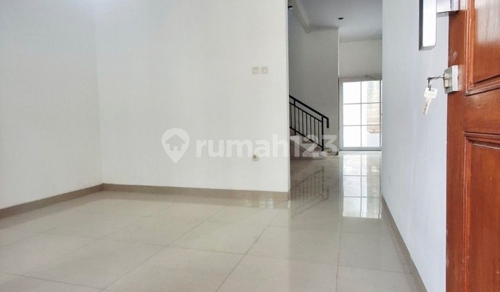 Di Sewakan Rumah ‎Lokasi dalam cluster  ‎One gate sistem  ‎Ciganjur Jagakarsa  ‎Jakarta Selatan  2