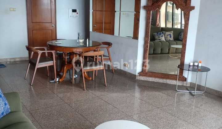 Sewa Apartmen Redtop 3Br Pecenongan Jakarta Pusat 1