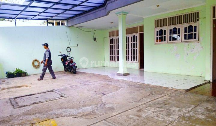 Disewakan Rumah Tinggal Pinggir Jalan 2 Mobil Kawasan Cipete Jak sel 1