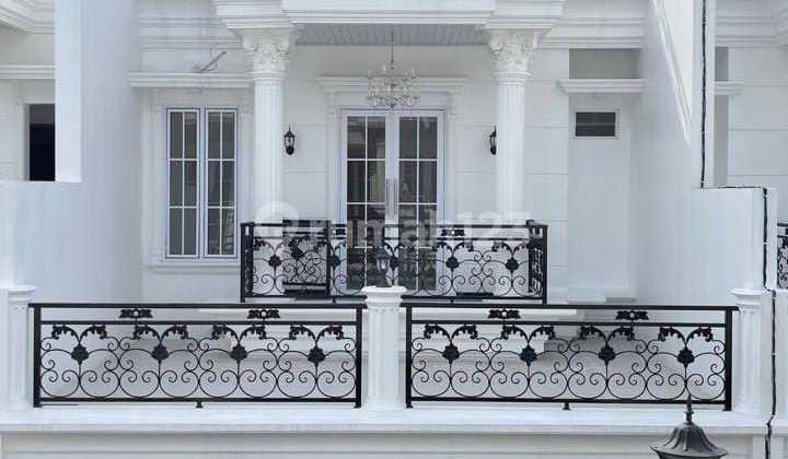 Dijual Rumah Brand New 3 Lantai, Siap Huni Dlm Cluster Cocok untuk Keluarga Muda.