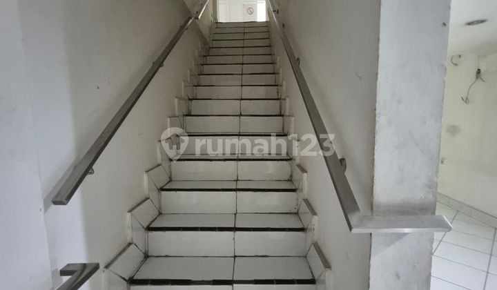 For Sale, Affordable 4-Story Shop House on Bungur Raya Street, Central Jakarta 2
