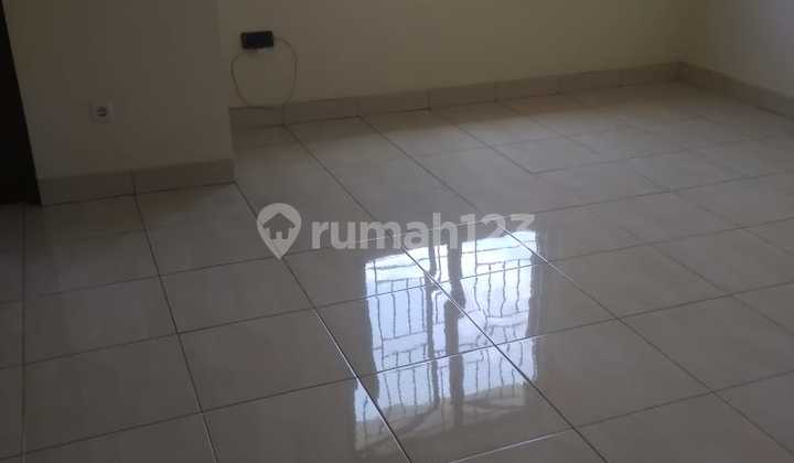 DISEWAKAN RUMAH DI HARAPAN INDAH 1