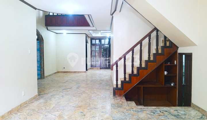 Disewakan Rumah Strategis Kawasan Bisnis Perkantoran Sangat Strategis Kawasan Pasar Minggu Jak-Sel 2