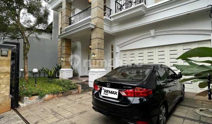 Disewakan Rumah Minimalis Modern Semi Furnished di Lokasi Lebak Bulus, Jaksel.