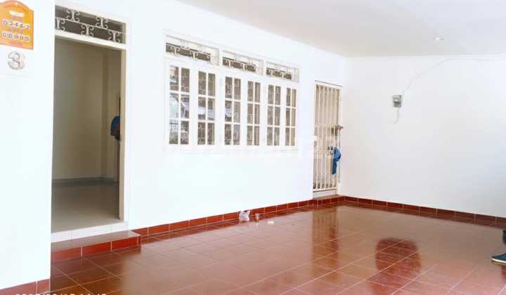 Disewakan rumah strategis bebas banjir - siap huni Kebayoran Baru jak-sel