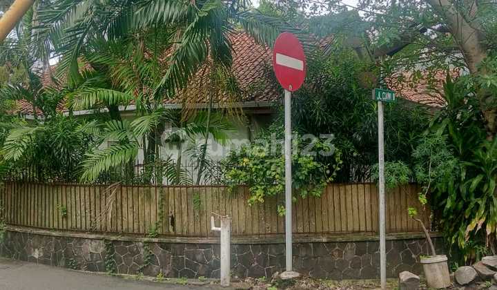 Rumah Hook Lokasi Sangat Strategis Cocok Untuk Usaha Dan Tempat Tinggal  2