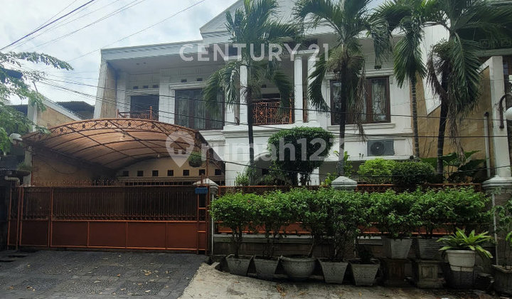 Hunian Mewah DiJakarta Pusat Bergaya Klasik Modern Terawat Nyaman Hunian Mewah DiJakarta Pusat Bergaya Klasik Modern Terawat Nyaman