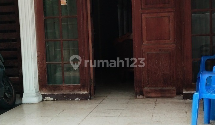Rumah Lama Butuh Renovasi Di Guntur, Setiabudi Rumah Lama Butuh Renovasi Di Guntur, Setiabudi