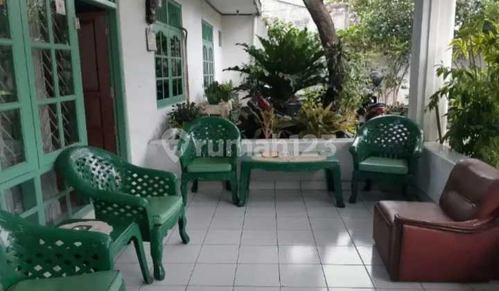 House + Boarding House for Sale in Pisangan Area, East Jakarta