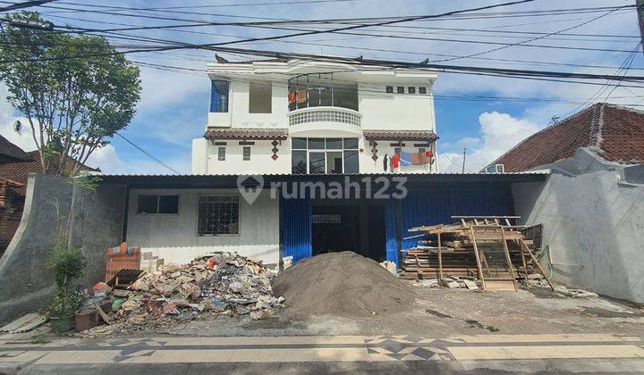 Multi-functional 3-storey shophouse for sale on Jalan Majapahit Kuta 1