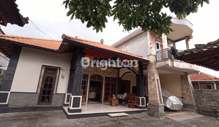 Comfortable house with a large yard, ready to live in the Singaraja area 1