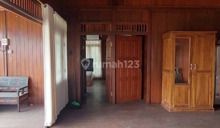 Nicely Furnished Rented Wooden House in Renon, Denpasar 2