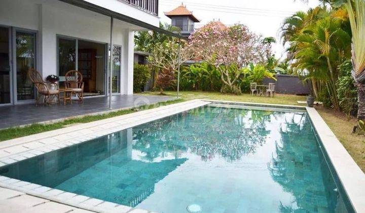 Pab363 Rumah Luxury Villa 2 Lantai Furnished di Ungasan, Badung 1