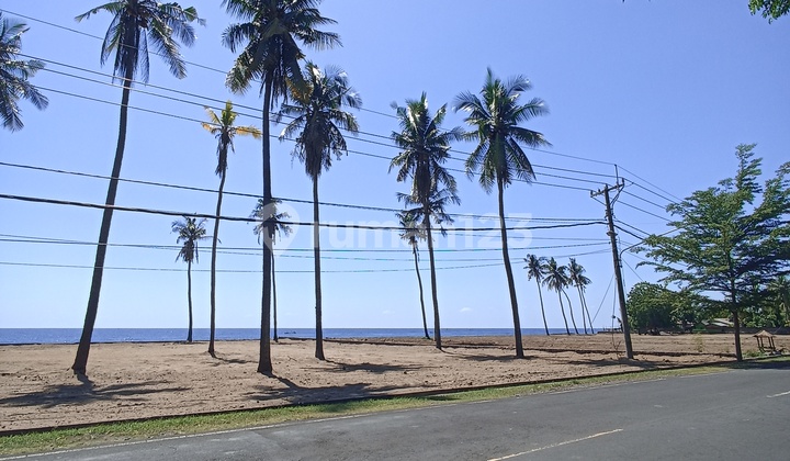 Pa48 Tanah Pinggir Jalan Raya Dan Pinggir Pantai di Kubutambahan