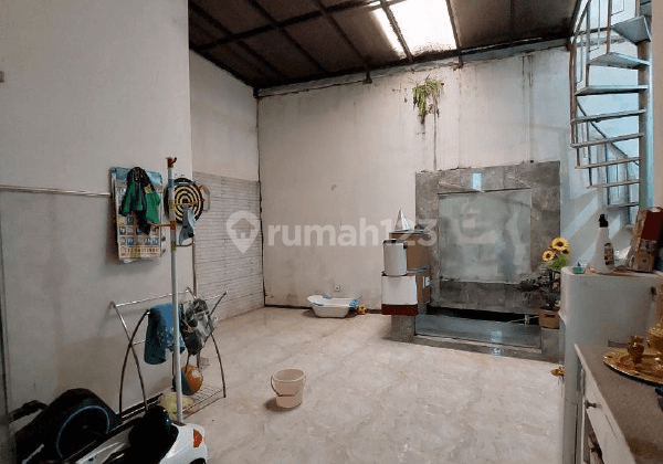 B214 Rumah 3kamar Tidur Disewakan Murah di Jl. Joyo Utomo Merjosari Malang 14