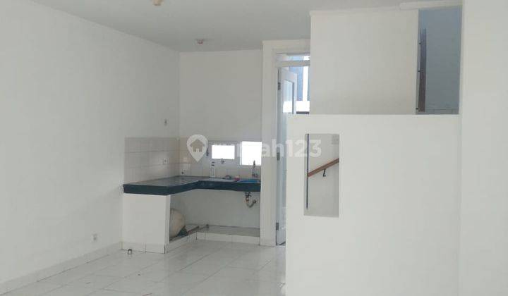 For Rent, Rumah nyaman siap Huni di Istana Regency 1