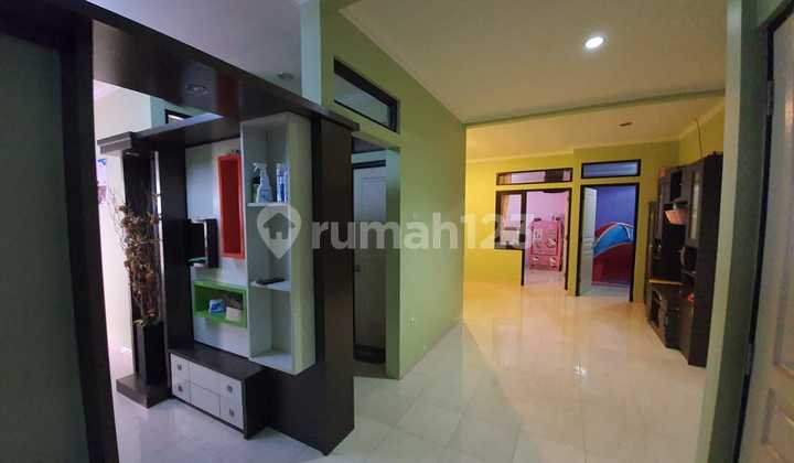 For Rent, Rumah terawat full furnished di Bumi Sariwangi 5