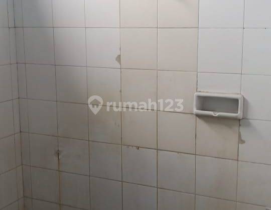 Ruko 3 Lantai siap pakai lokasi strategis di Jl. Holis, Bandung 5