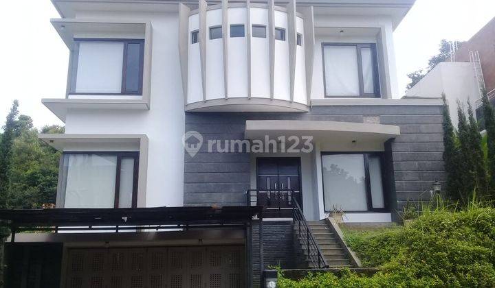 Rumah rasa Villa Super nyaman di Bandung Utara 1