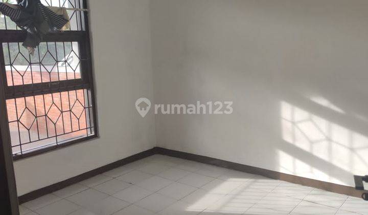 Rumah asri terawat super nyaman di Taman Kopo Katapang