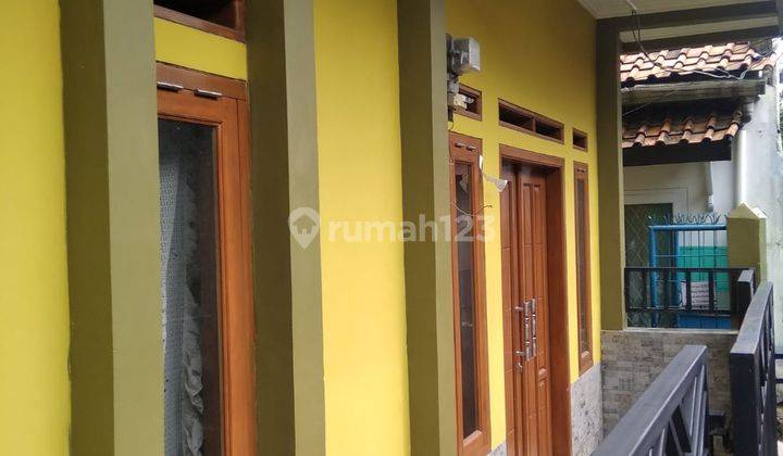 Rumah siap huni lokasi strategis di Cipedes, Bandung 2