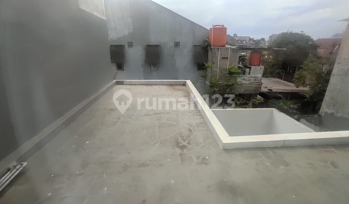 For sale: ready-to-move-in minimalist house in Cherry Field Complex. 2