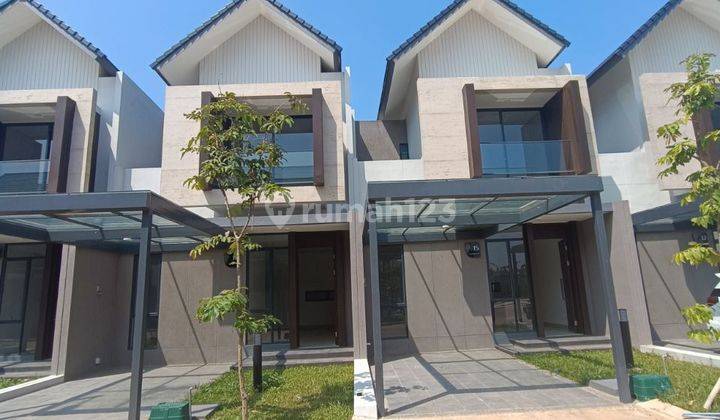 Jarang ada! Rumah Rendeng 100% di Podomoro Park 1