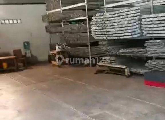 Gudang siap pakai lokasi strategis di Daerah Cipamokolan 1