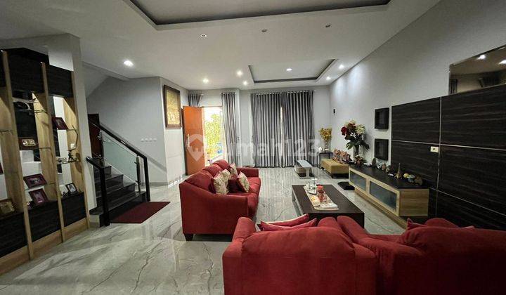 Rumah 2 Lantai siap huni di Komplek Cherryfield, Bandung 1