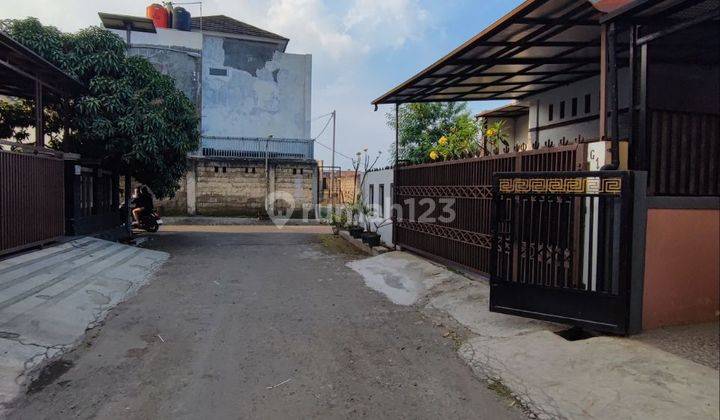 Rumah nyaman siap huni di Taman Kopo Indah 2