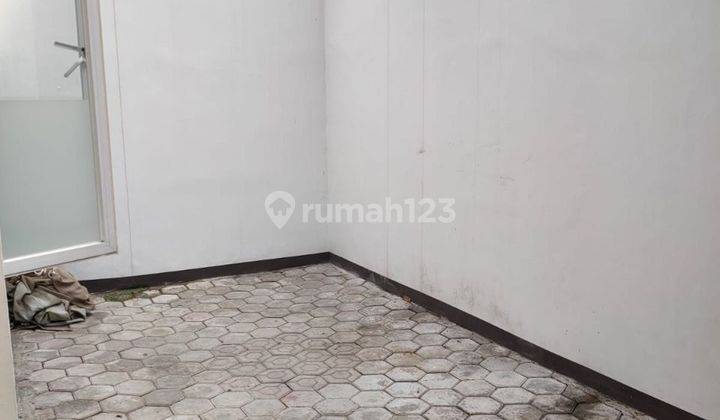 Rumah nyaman siap huni di Taman Kopo Indah 5 2