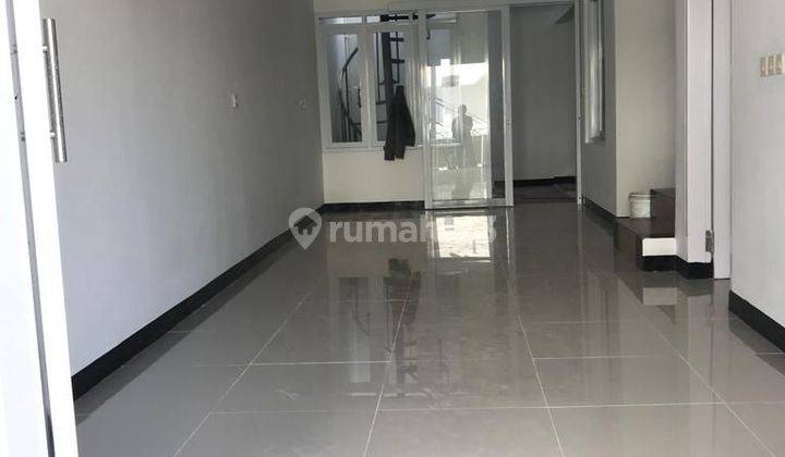 Rumah baru minimalis siap huni di Antapani 1