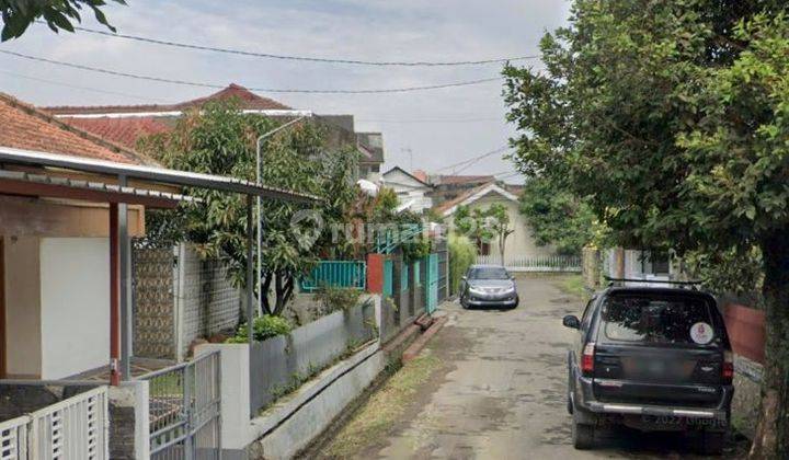 Rumah siap huni luasan besar di Kota Bandung 1