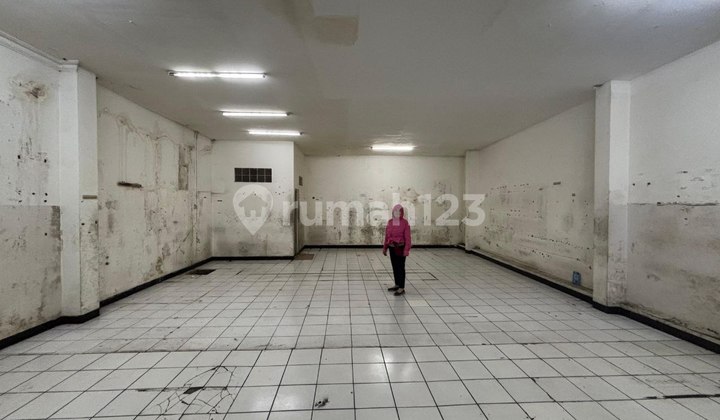 For Rent 1-Story Shop House Ready to Use in Caringin 2